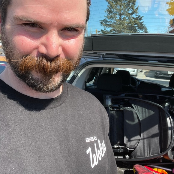 Meet your Posher, Peter - Picture 1 of 1